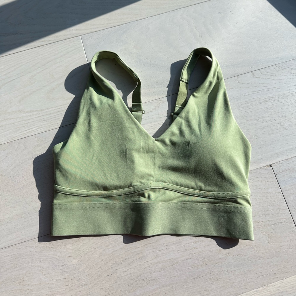 Fabletics green sports bra